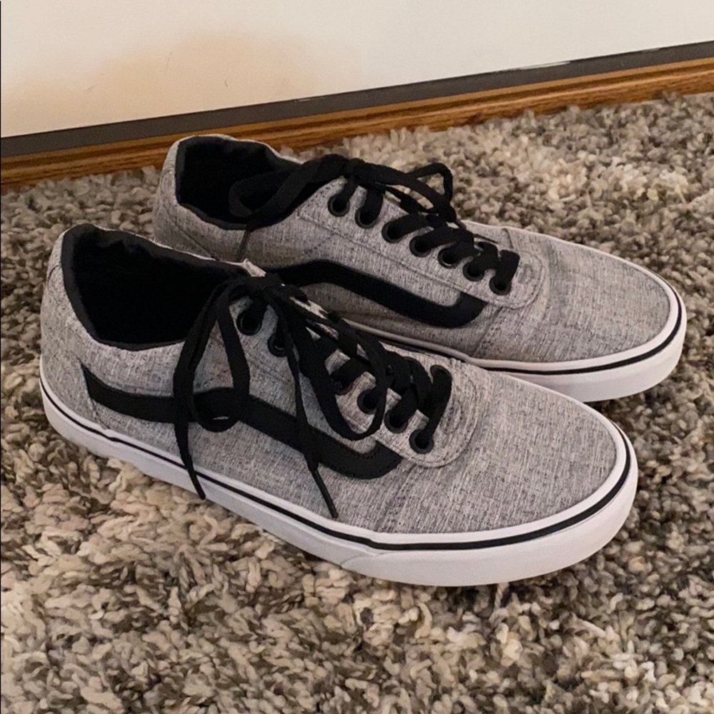 Like New Vans Sneakers